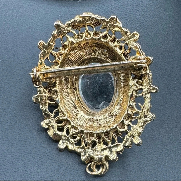 Ornate Blue Sapphire Colored Brooch with Bale - Picture 13 of 13